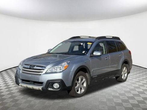 Used 2014 Subaru Outback 2.5i Limited image 3