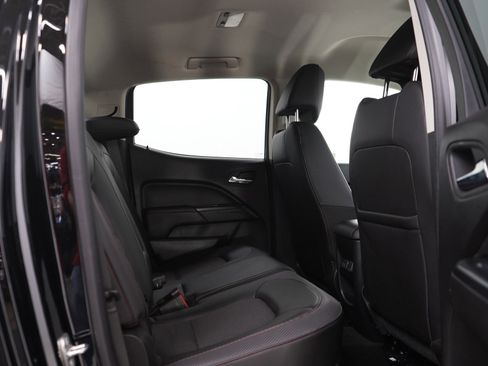 Used 2018 GMC Canyon All Terrain w/ Trailering Package AWD/4WD image 12