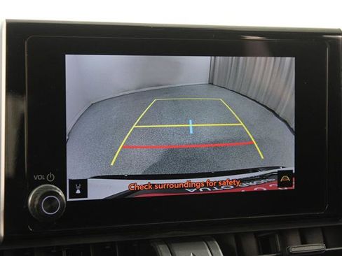Used 2023 Toyota RAV4 SE image 14