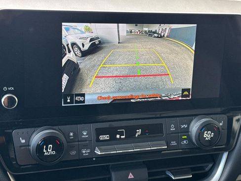 Used 2025 Toyota Grand Highlander FWD image 18
