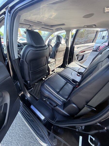 Used 2016 Acura MDX w/ Advance Package AWD/4WD image 27