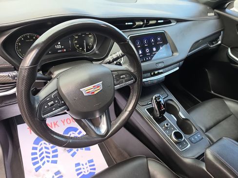 Used 2020 Cadillac XT4 Sport w/ Driver Awareness Package AWD/4WD image 12