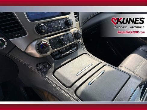Used 2018 GMC Yukon Denali AWD/4WD image 28