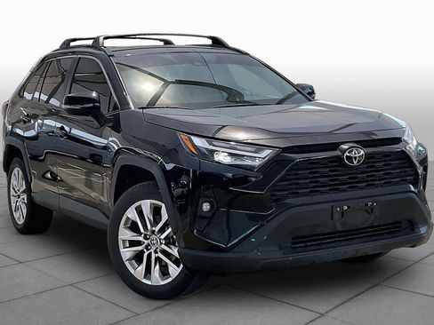 Used 2025 Toyota RAV4 XLE Premium w/ Weather Package AWD/4WD image 3