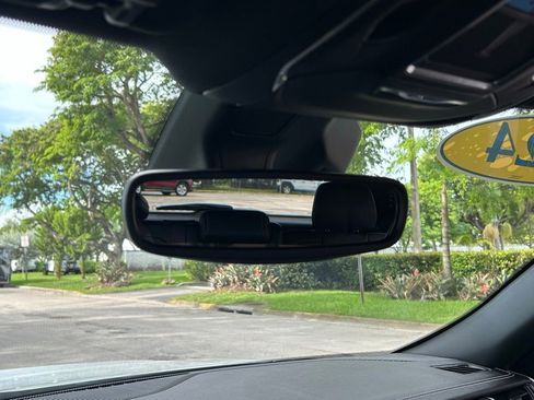 Certified 2024 Jeep Grand Cherokee Limited w/ Black Appearance Package image 55