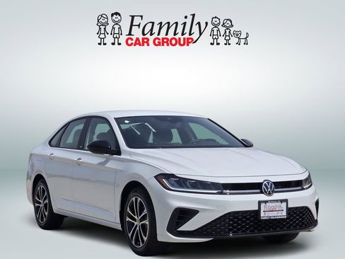 New 2026 Volkswagen Jetta Sport FWD image 2