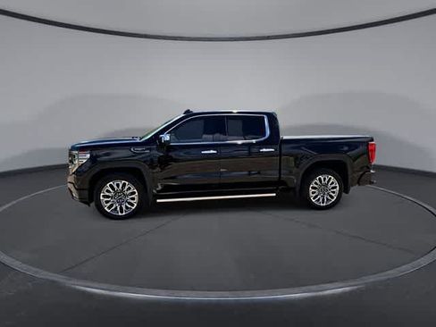 Used 2023 GMC Sierra 1500 Denali Ultimate AWD/4WD image 4