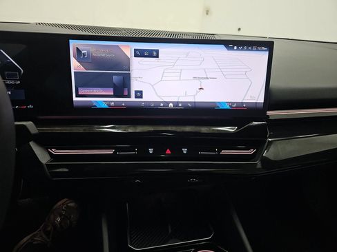 Used 2026 BMW 530i RWD image 11