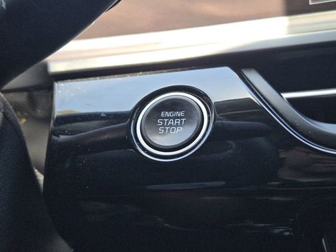 Certified 2024 Kia Seltos S FWD image 23