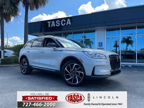 Certified 2024 Lincoln Corsair Reserve w/ Equipment Group 201A AWD/4WD image 1