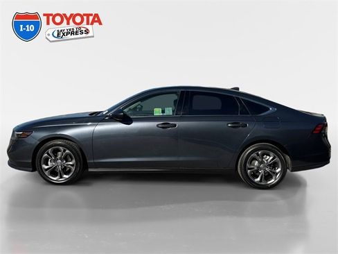 Used 2023 Honda Accord EX image 2