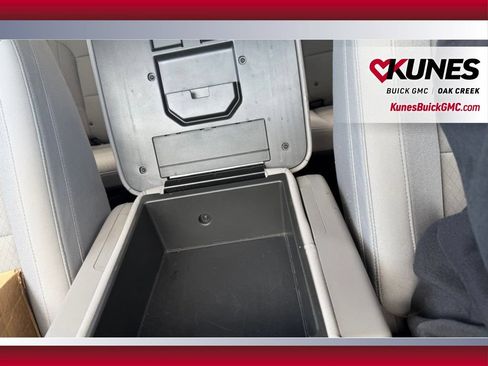 Used 2025 Chevrolet Silverado 1500 LT AWD/4WD image 26
