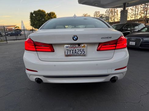 Used 2017 BMW 530i RWD image 15
