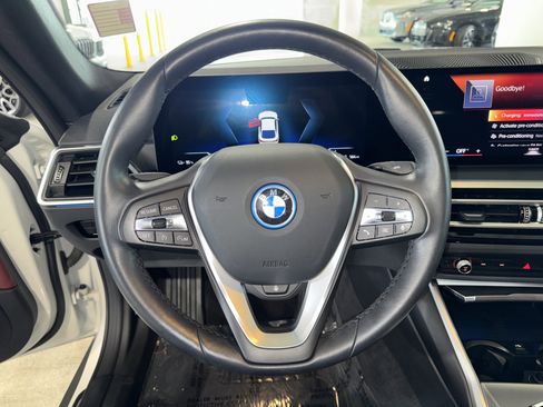 Used 2023 BMW i4 eDrive35 w/ Premium Package RWD image 21