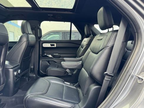 Used 2021 Ford Explorer ST w/ Equipment Group 401A image 27