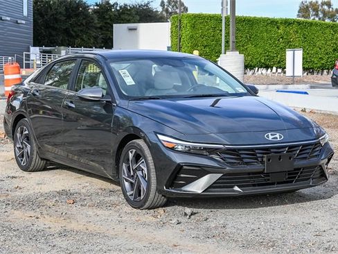 New 2026 Hyundai Elantra Limited image 7