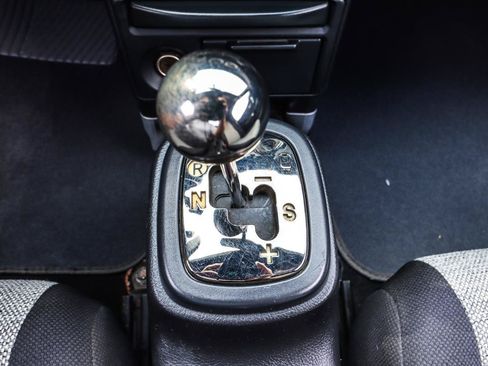 Used 2003 Toyota MR2 RWD image 25