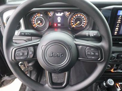 New 2026 Jeep Gladiator Sport