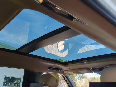 Certified 2023 Land Rover Range Rover Long Wheelbase Autobiography image 22