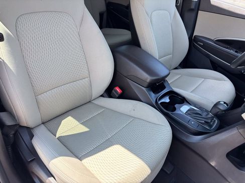 Used 2016 Hyundai Santa Fe Sport w/ Option Group 02 FWD image 8
