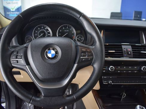 Used 2017 BMW X3 xDrive28i image 9