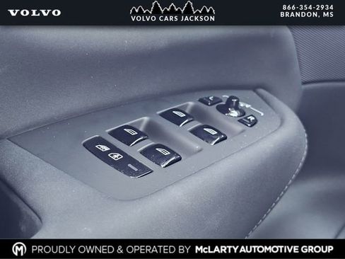 New 2025 Volvo XC90 T8 Plus w/ Protection Package Premier image 16