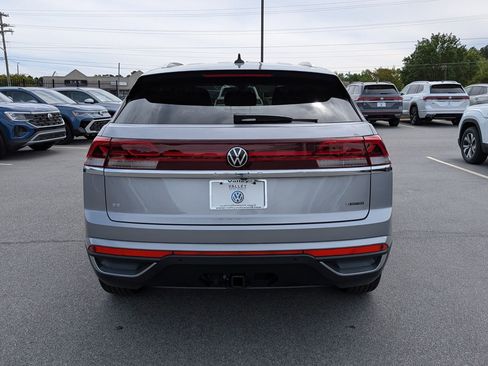New 2026 Volkswagen Atlas Cross Sport SE AWD/4WD image 4