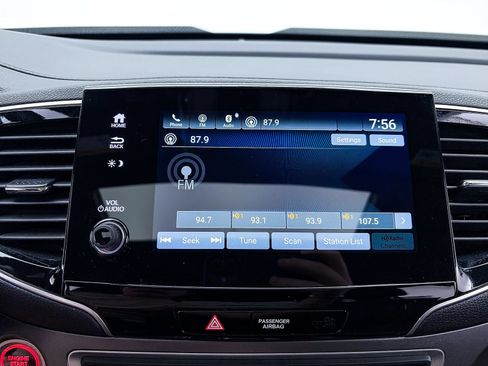 Used 2023 Honda Passport EX-L image 23