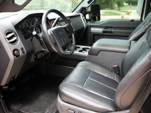 Used 2012 Ford F250 Lariat w/ Lariat Ultimate Pkg image 22