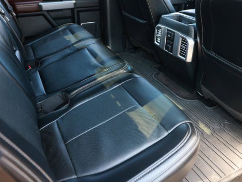 Used 2017 Ford F450 Platinum w/ Platinum Ultimate Package image 13