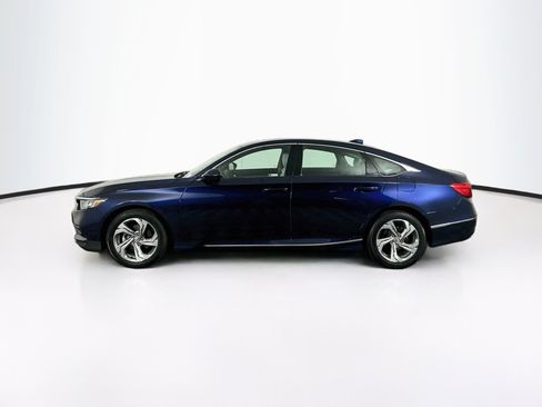 Used 2018 Honda Accord EX image 4