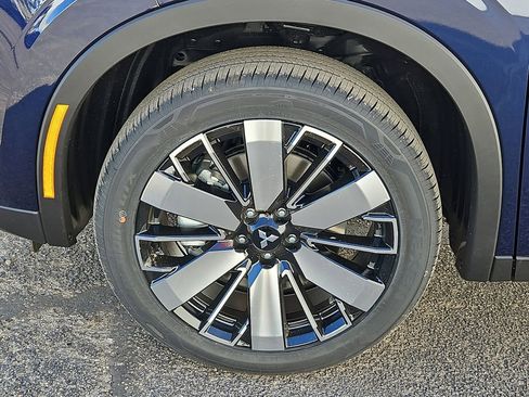 New 2026 Mitsubishi Outlander SE image 17