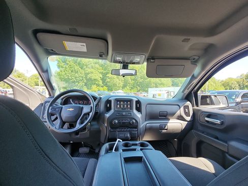 Used 2021 Chevrolet Silverado 1500 Custom AWD/4WD image 20