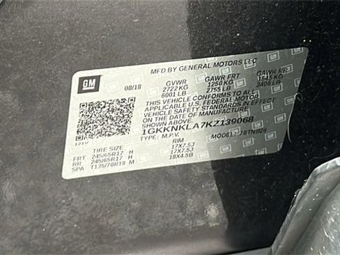 Used 2019 GMC Acadia SLE image 32