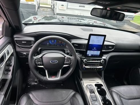 Used 2022 Ford Explorer ST w/ Equipment Group 401A AWD/4WD image 28