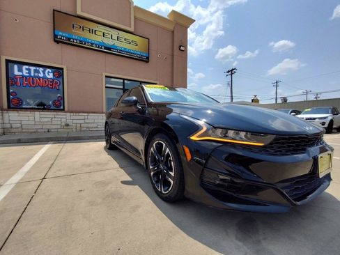 Used 2022 Kia K5 GT-Line AWD/4WD image 2