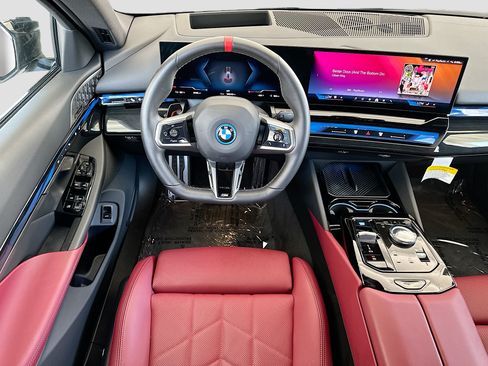 Used 2025 BMW i5 M60 w/ Premium Package AWD/4WD image 20