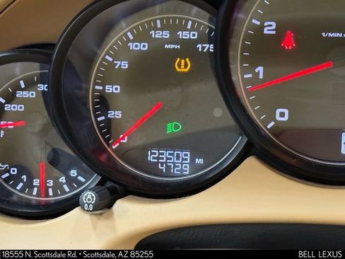 Used 2012 Porsche Cayenne image 19