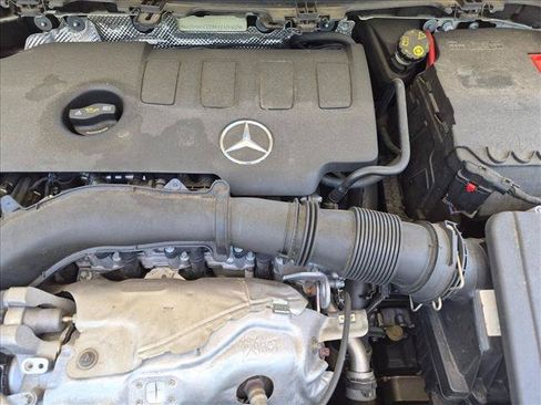 Certified 2021 Mercedes-Benz GLA 250 image 14