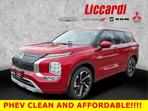 Used 2023 Mitsubishi Outlander SEL 40th Anniversary image 3