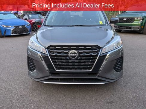 Used 2024 Nissan Kicks S FWD image 9