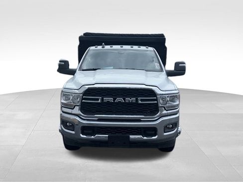 New 2024 RAM 3500 Tradesman w/ Chrome Appearance Group AWD/4WD image 2