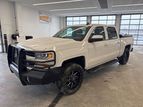Used 2017 Chevrolet Silverado 1500 LT w/ All Star Edition image 20