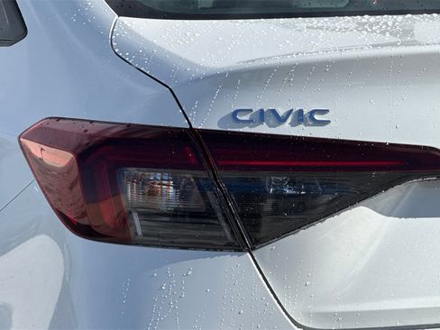 Certified 2025 Honda Civic Sport image 25