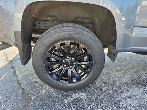 Used 2022 GMC Canyon Elevation w/ Trailering Package RWD image 14