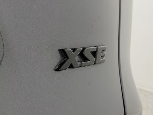 Used 2023 Toyota RAV4 XSE w/ Weather Package AWD/4WD image 10