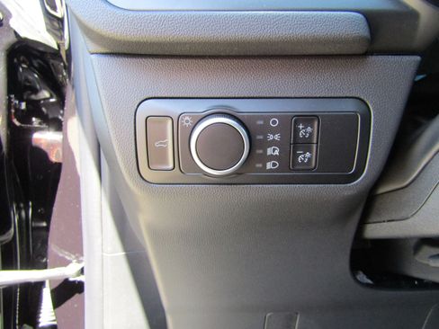 New 2026 Ford Escape ST-Line w/ Cold Weather Package AWD/4WD image 30
