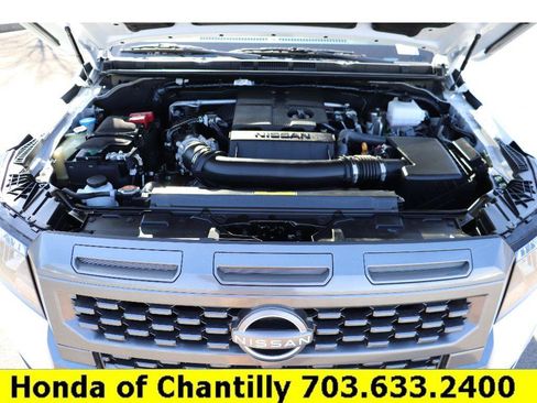 Used 2025 Nissan Frontier SV w/ SV Convenience Package image 39