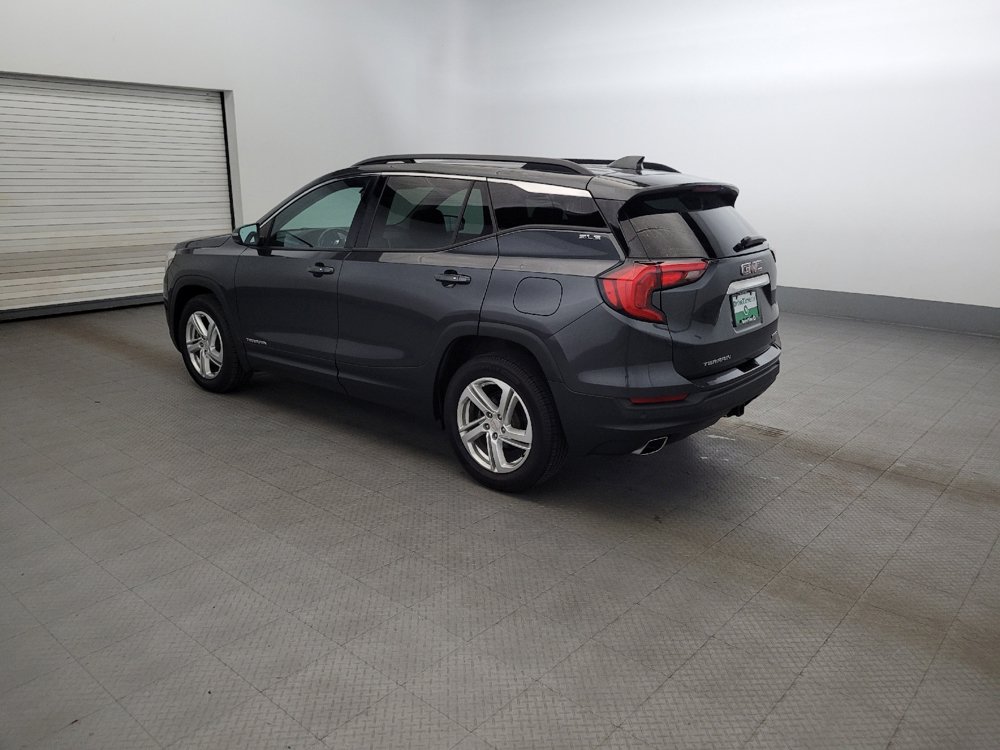 Used 2018 GMC Terrain SLE w/ Driver Convenience Package AWD/4WD image 3
