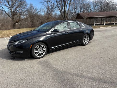 Used 2014 Lincoln MKZ Hybrid w/ Equipment Group 202A Reserve image 16